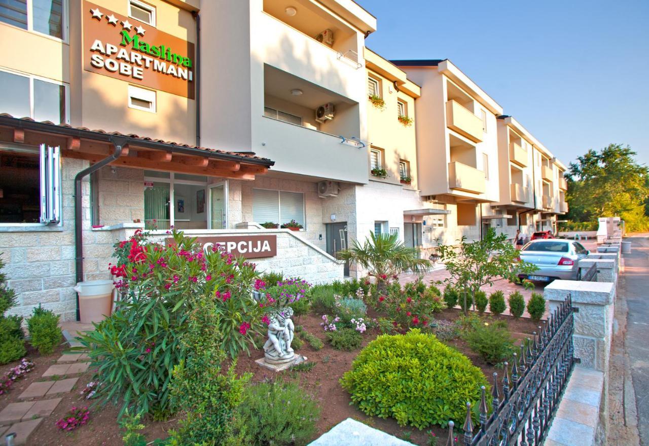 Apartments Maslina II Njivice Εξωτερικό φωτογραφία