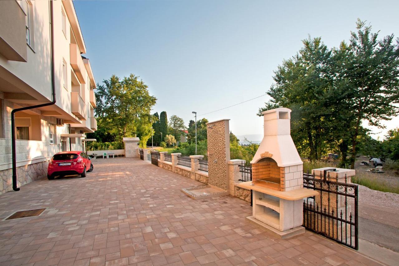 Apartments Maslina II Njivice Εξωτερικό φωτογραφία