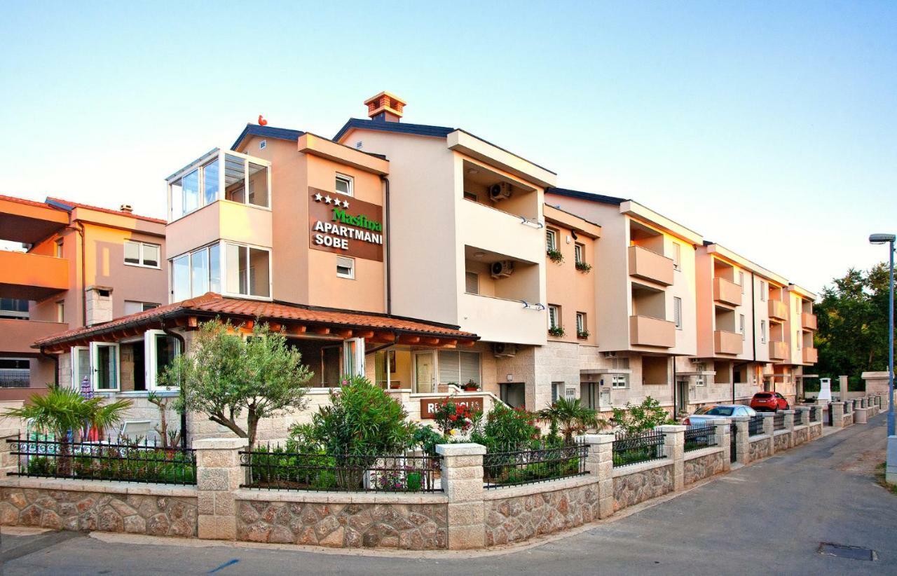 Apartments Maslina II Njivice Εξωτερικό φωτογραφία