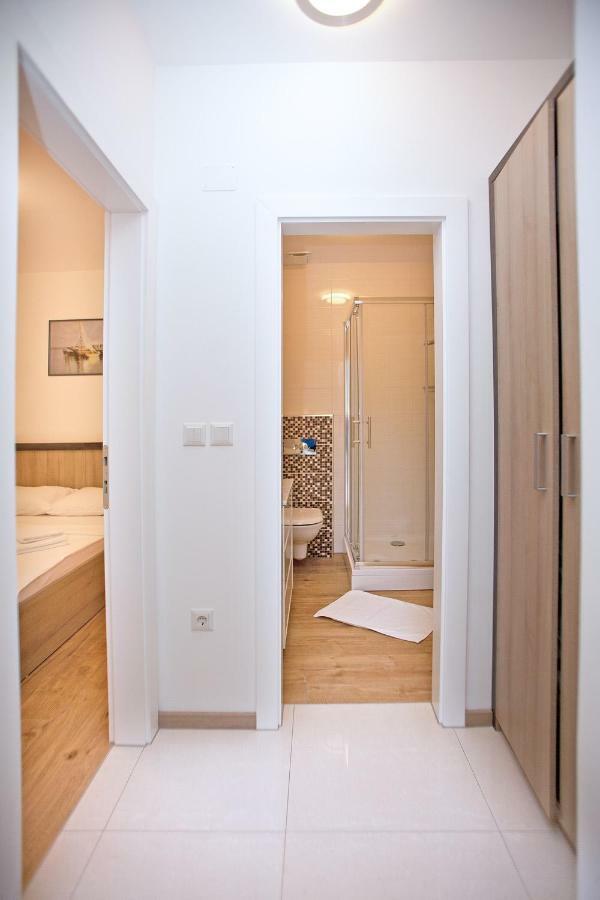 Apartments Maslina II Njivice Εξωτερικό φωτογραφία