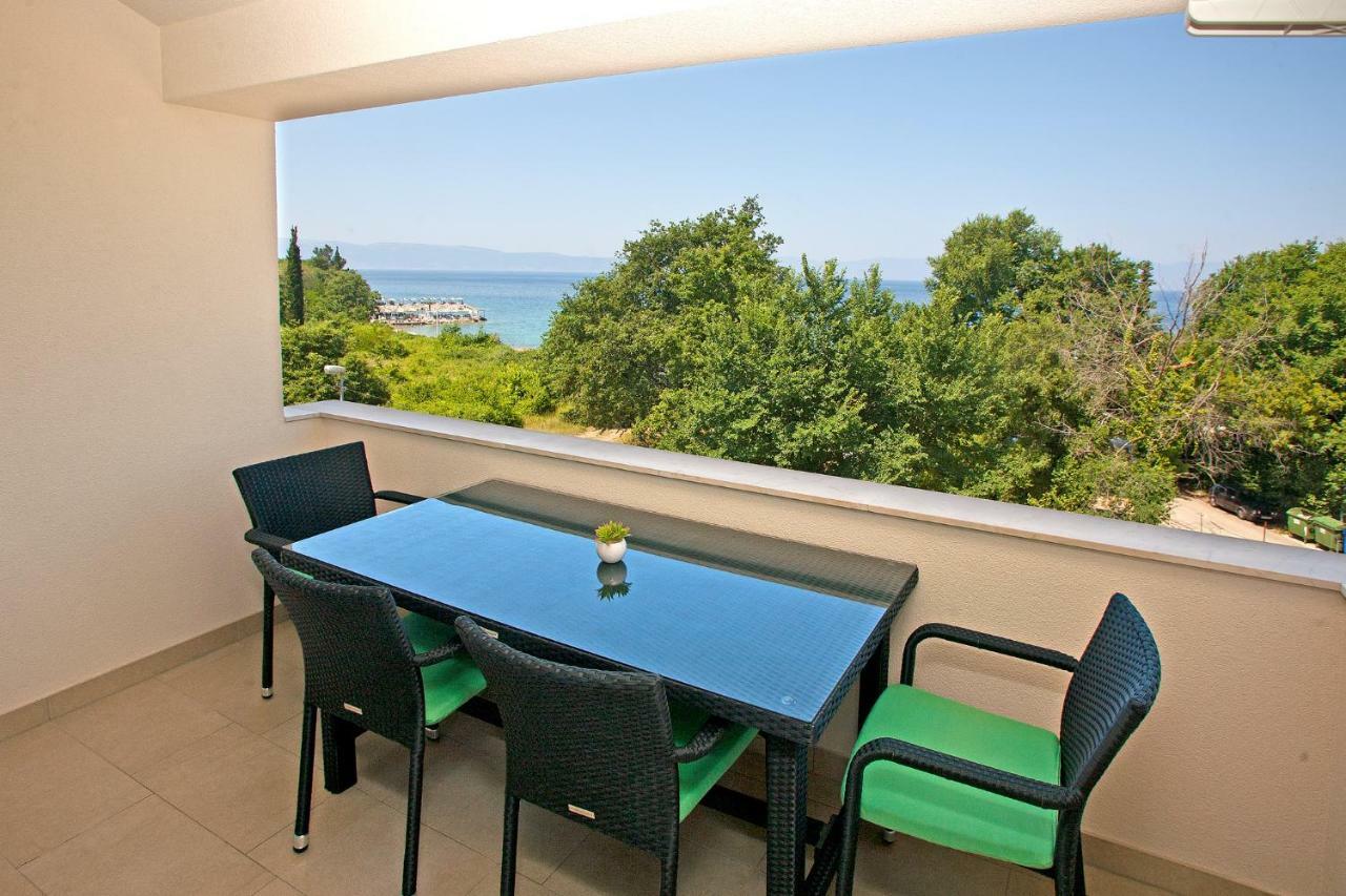 Apartments Maslina II Njivice Εξωτερικό φωτογραφία