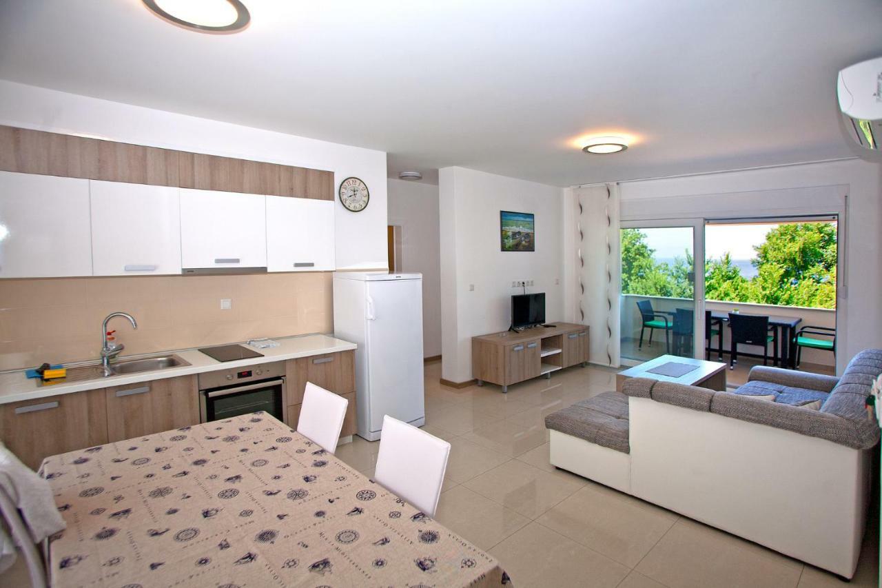 Apartments Maslina II Njivice Εξωτερικό φωτογραφία